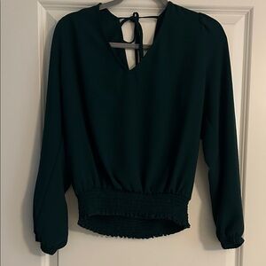 Nine Britton Emerald Green V-Neck tie-back Blouse Polyester Women’s Size Medium